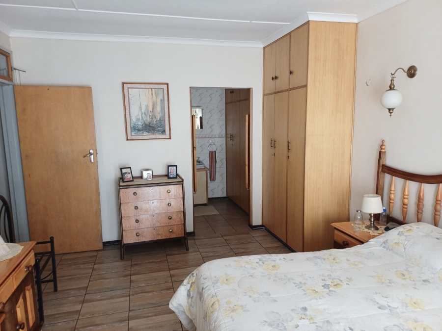 3 Bedroom Property for Sale in Fleurdal Free State